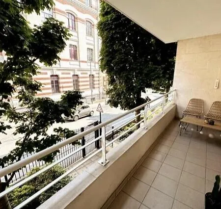 شقة Grand Centre Avec Terrasse Et Parking نانت